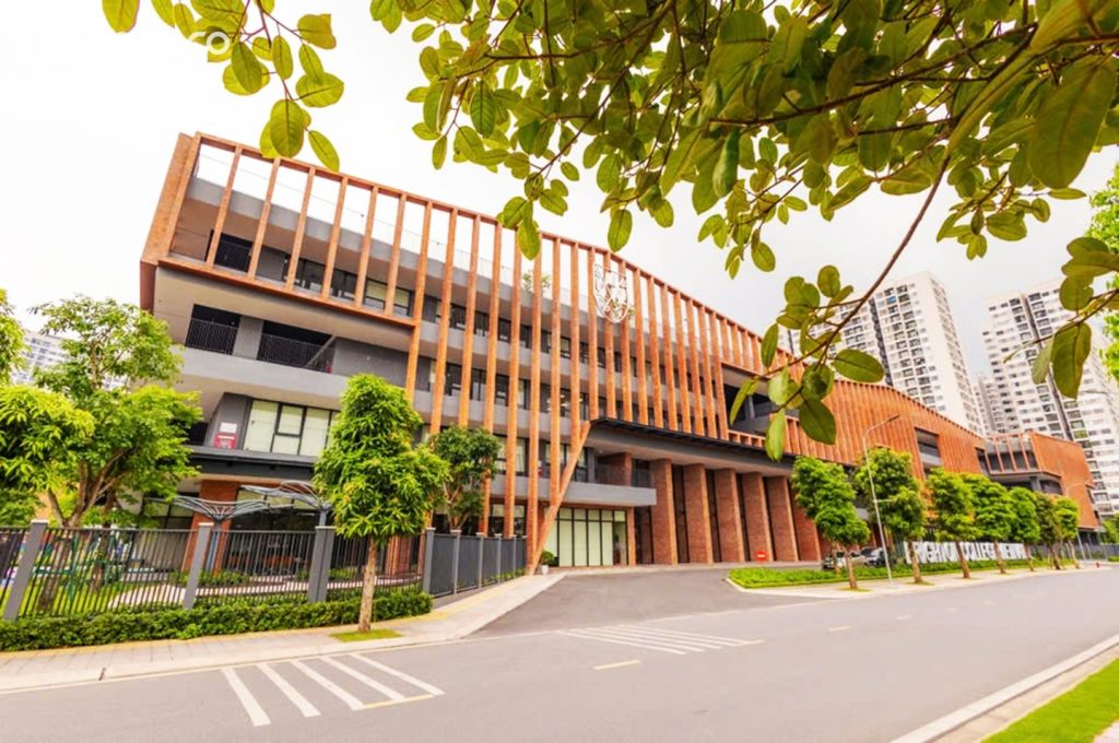 Trường Qt gia lâm 9